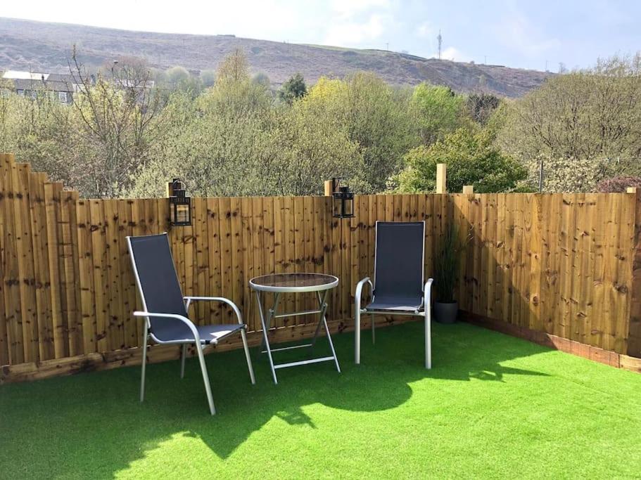 Rhondda Valleys With Breathtaking Riverside Views Llwynypia المظهر الخارجي الصورة