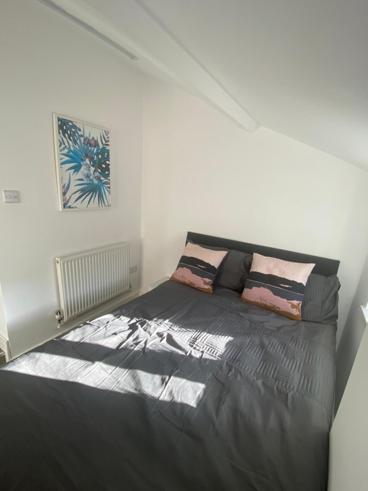 Rhondda Valleys With Breathtaking Riverside Views Llwynypia المظهر الخارجي الصورة
